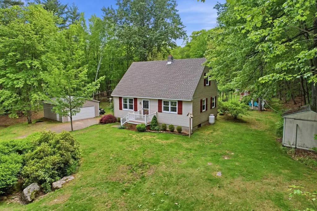 110 Podunk Road Candia NH 03034