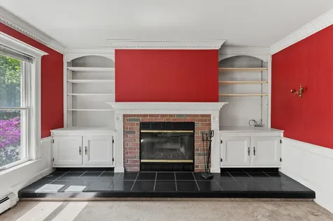 40 Hummingbird Lane Hillsborough NH 03244