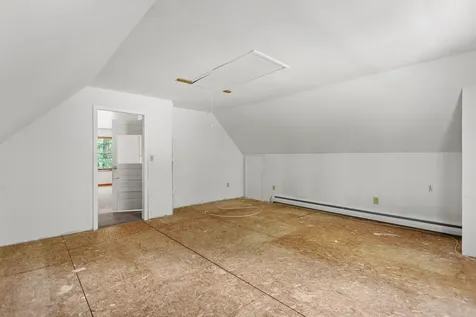 40 Hummingbird Lane Hillsborough NH 03244