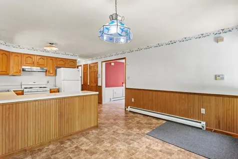 40 Hummingbird Lane Hillsborough NH 03244