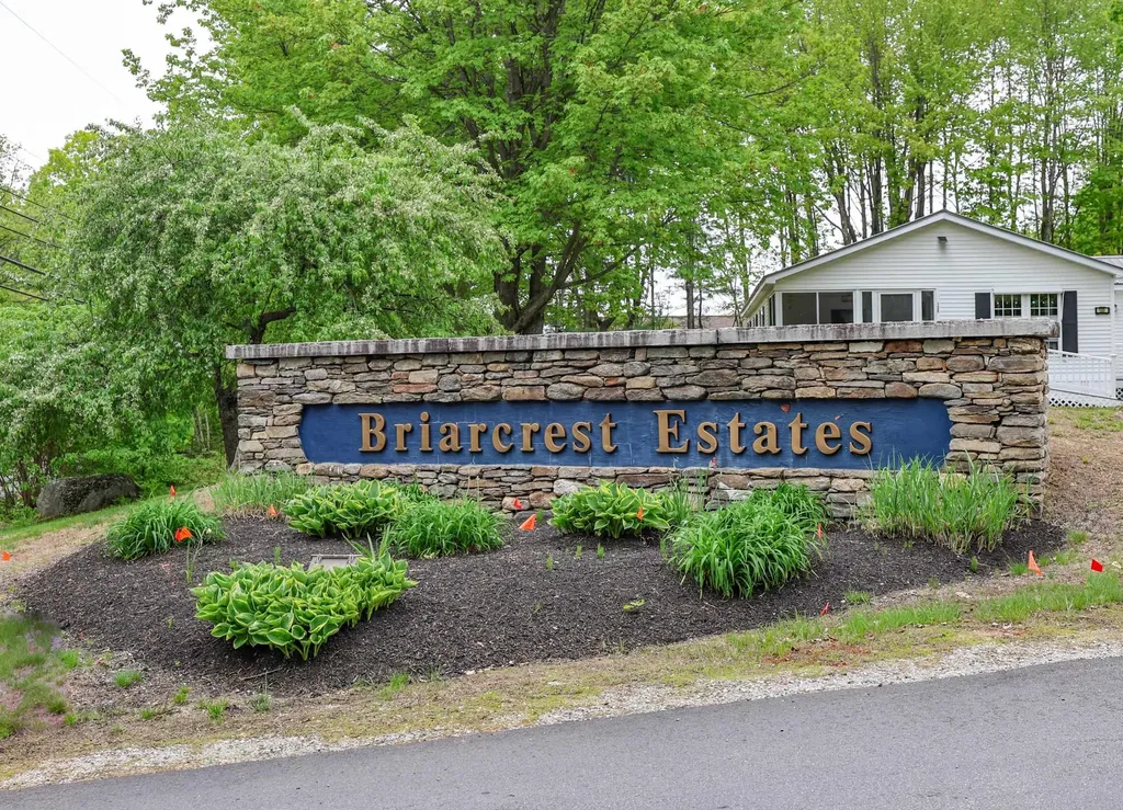 74 Dudley Circle Laconia NH 03246