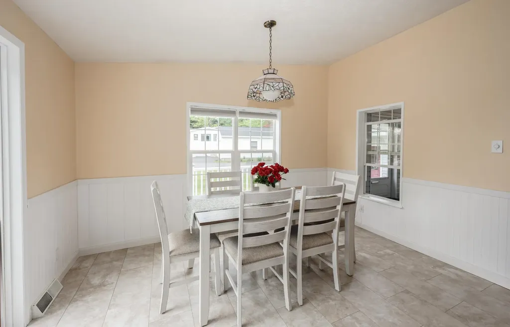 74 Dudley Circle Laconia NH 03246