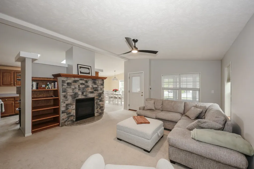74 Dudley Circle Laconia NH 03246