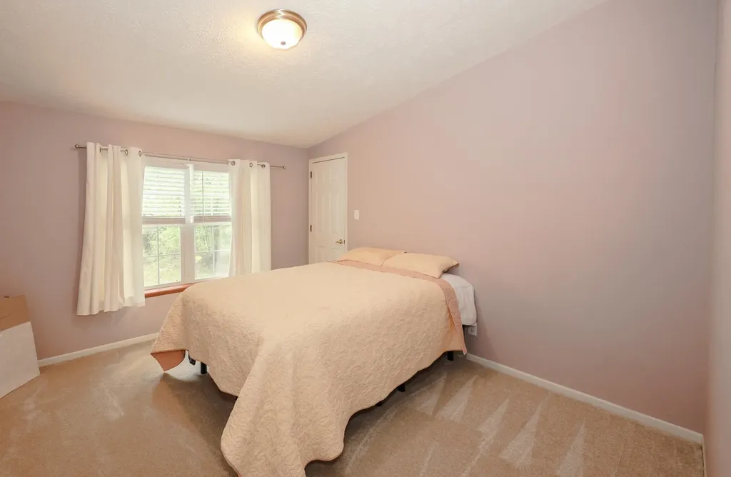 74 Dudley Circle Laconia NH 03246