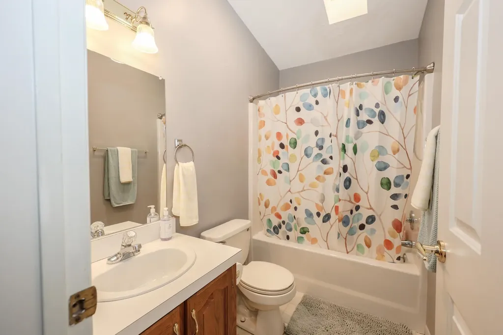 74 Dudley Circle Laconia NH 03246