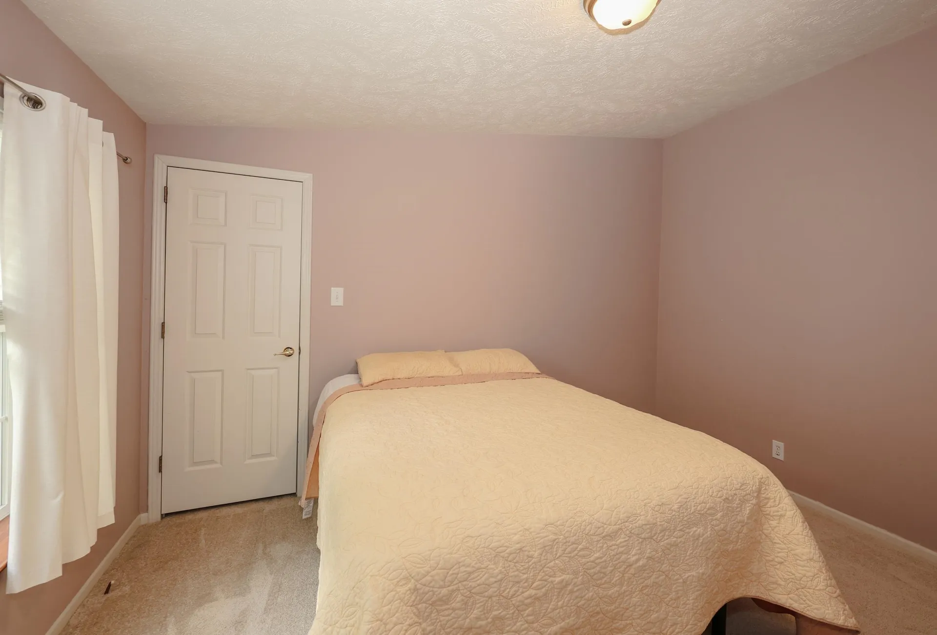 74 Dudley Circle Laconia NH 03246