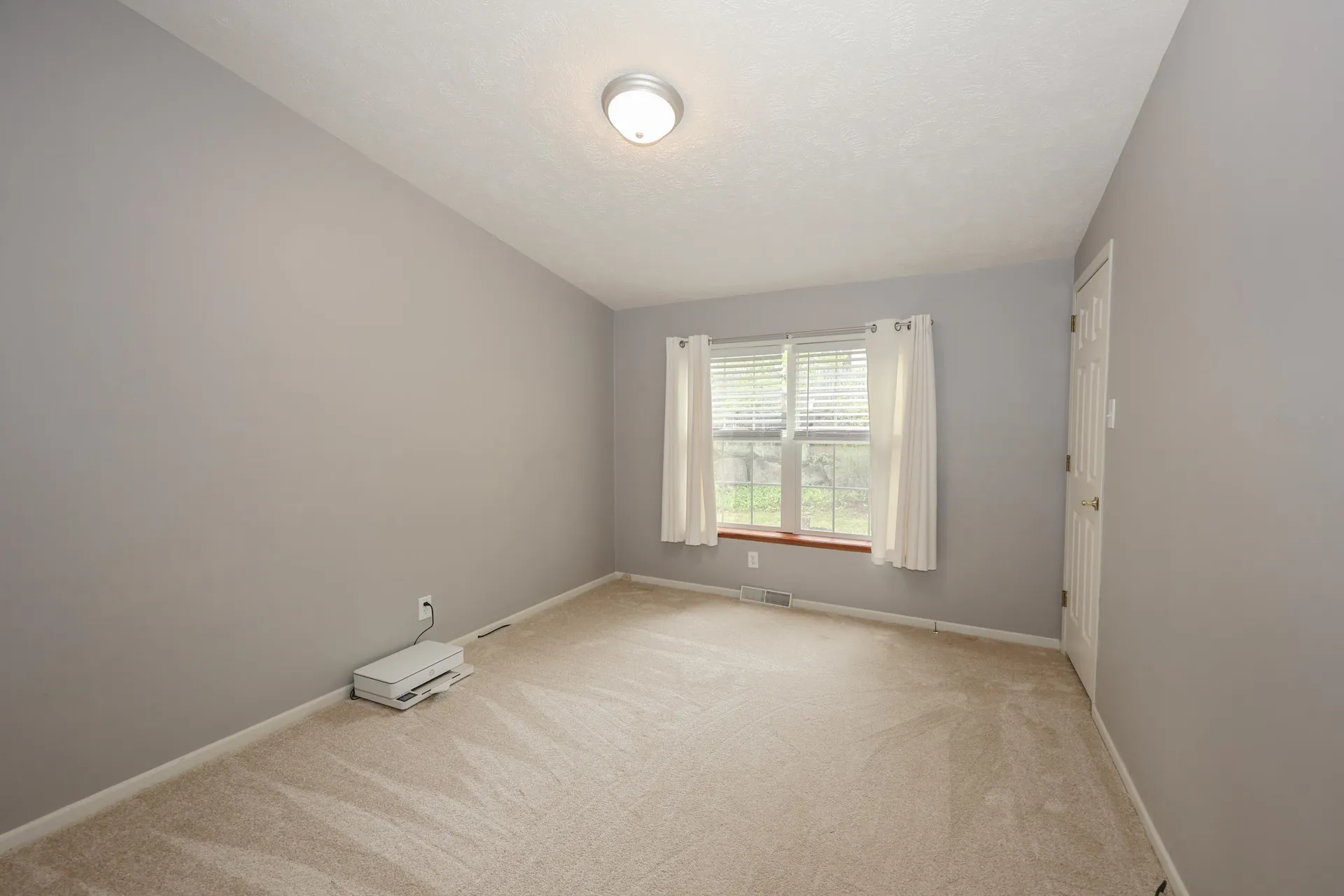74 Dudley Circle Laconia NH 03246