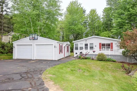 74 Dudley Circle Laconia NH 03246