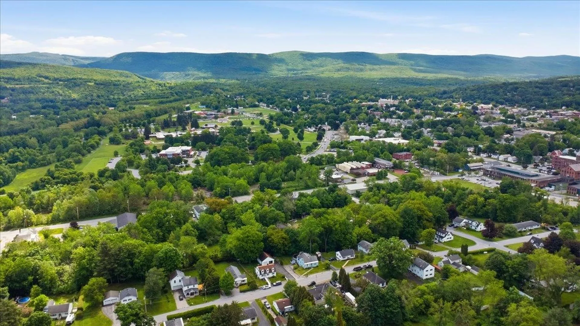 21 Pageant Street Bennington VT 05201