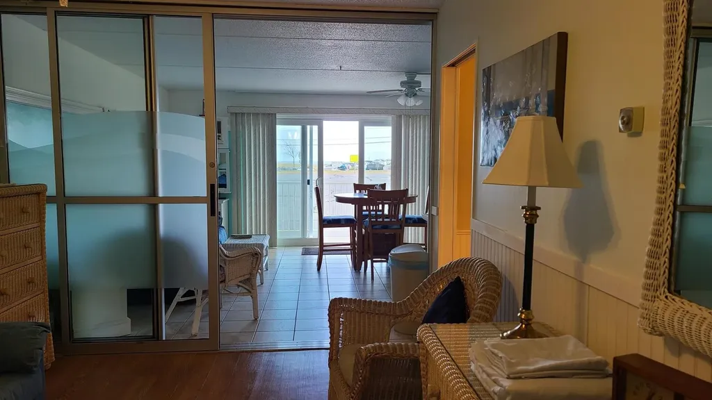 933 Ocean Boulevard Hampton NH 03842