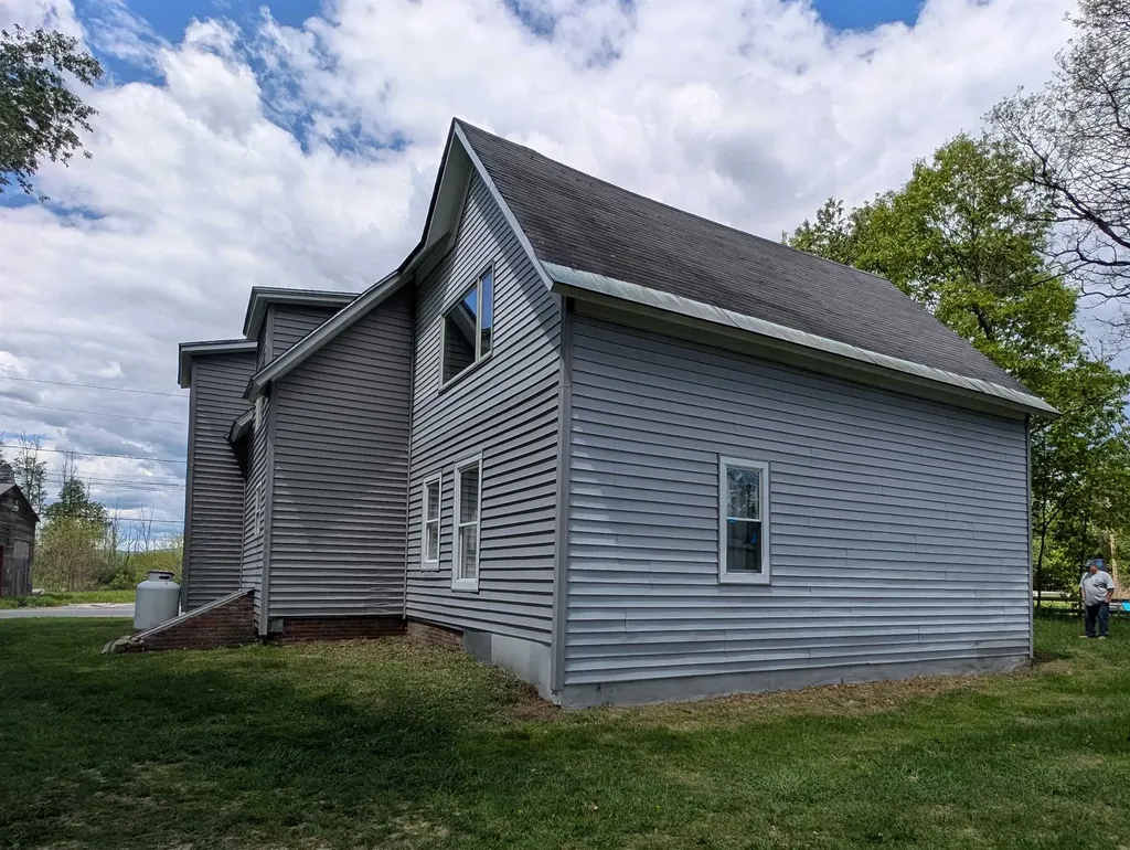 59 Depot Street Lancaster NH 03584