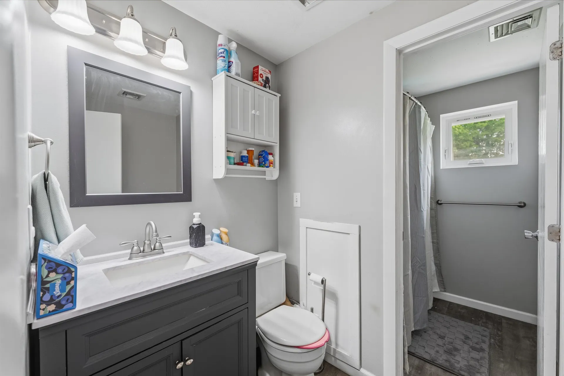 16 Cimmarron Drive Nashua NH 03062
