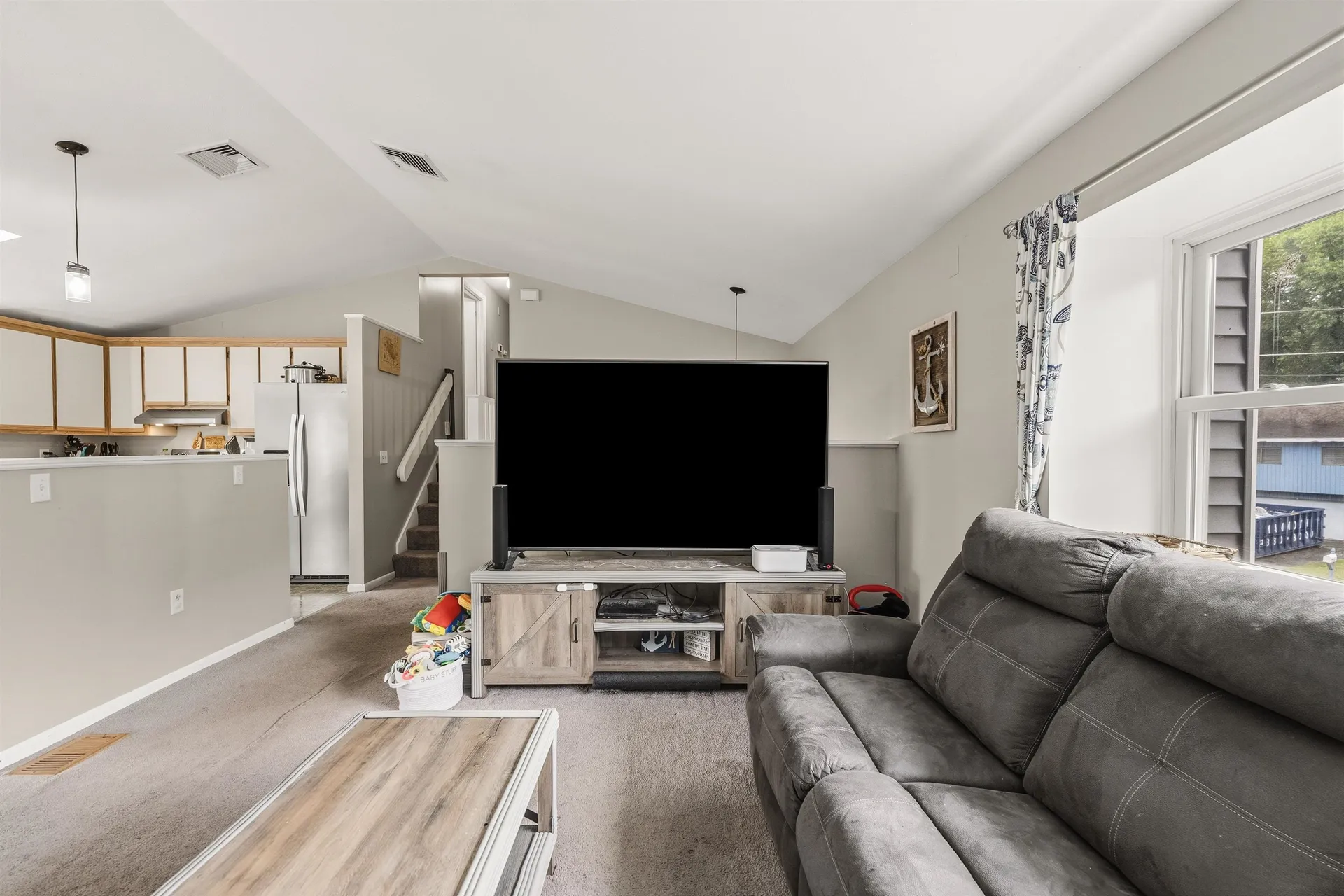 16 Cimmarron Drive Nashua NH 03062