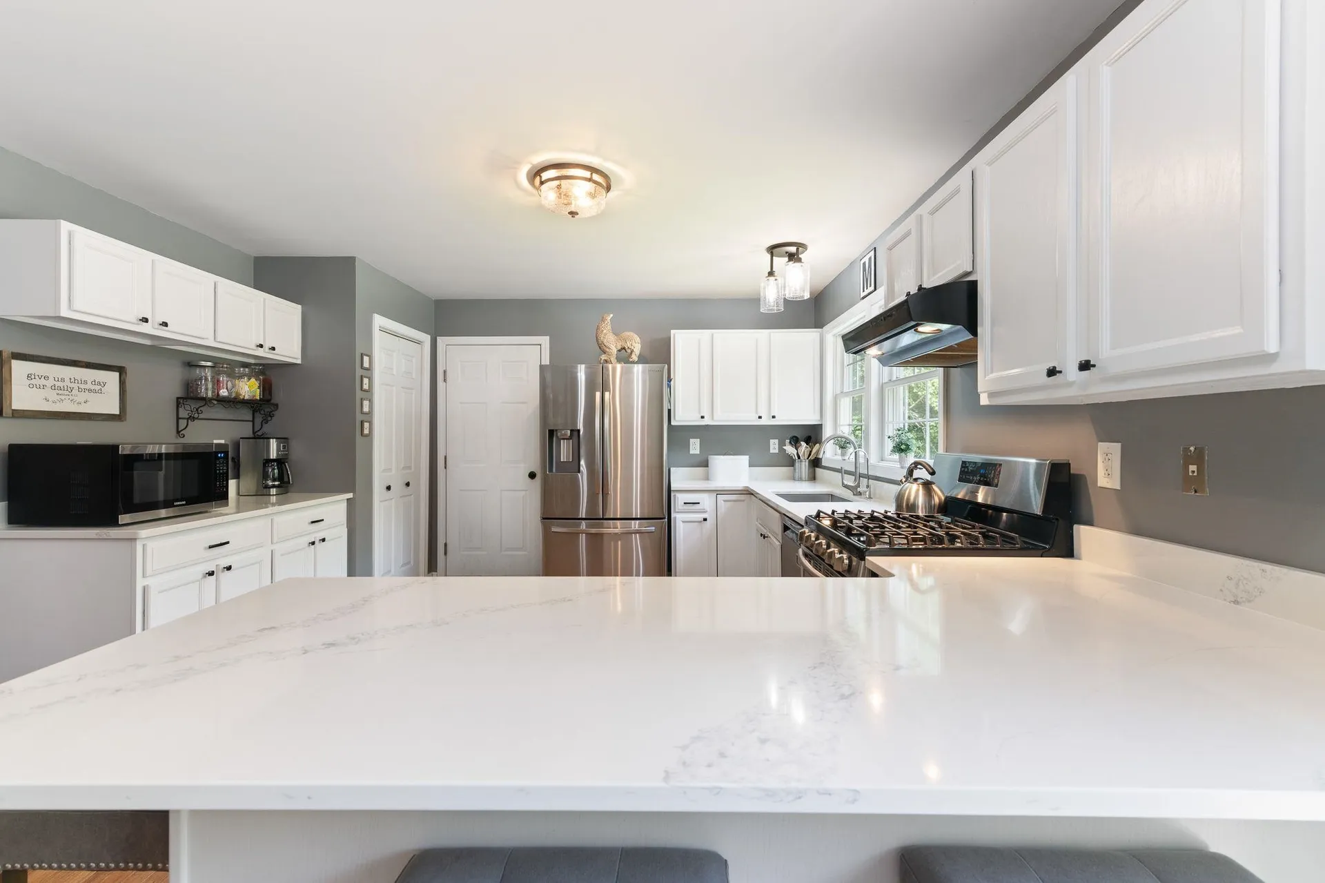 48 Pine Ridge Vernon VT 05354
