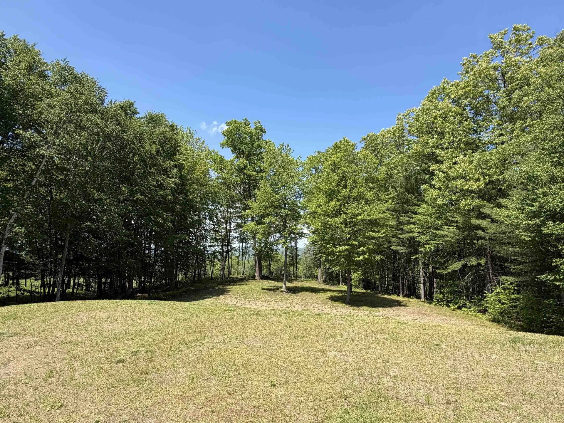 48 Pine Ridge Vernon VT 05354