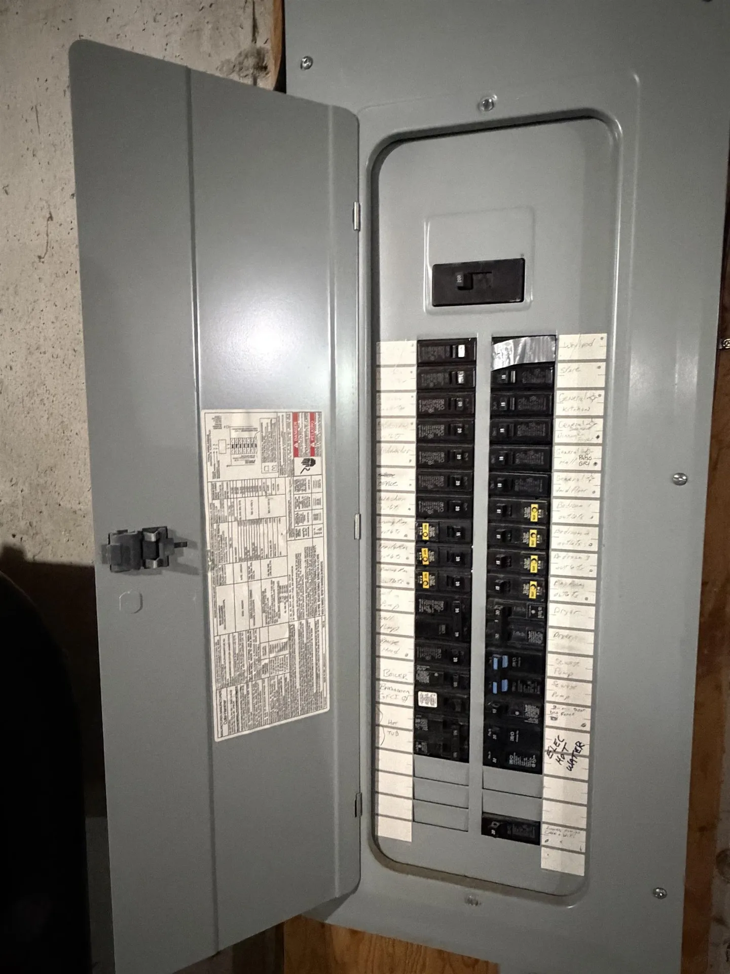 48 Pine Ridge Vernon VT 05354