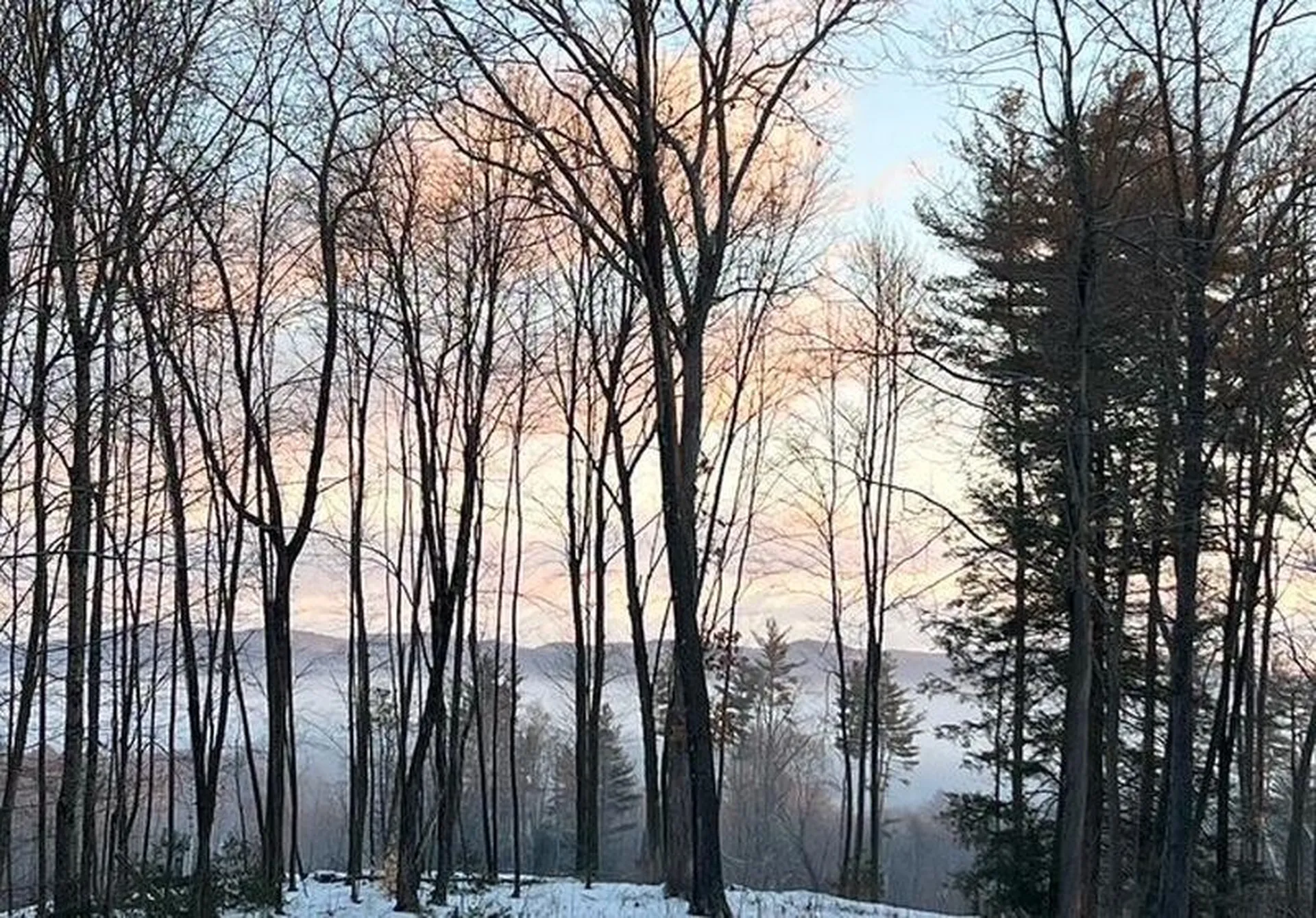 48 Pine Ridge Vernon VT 05354