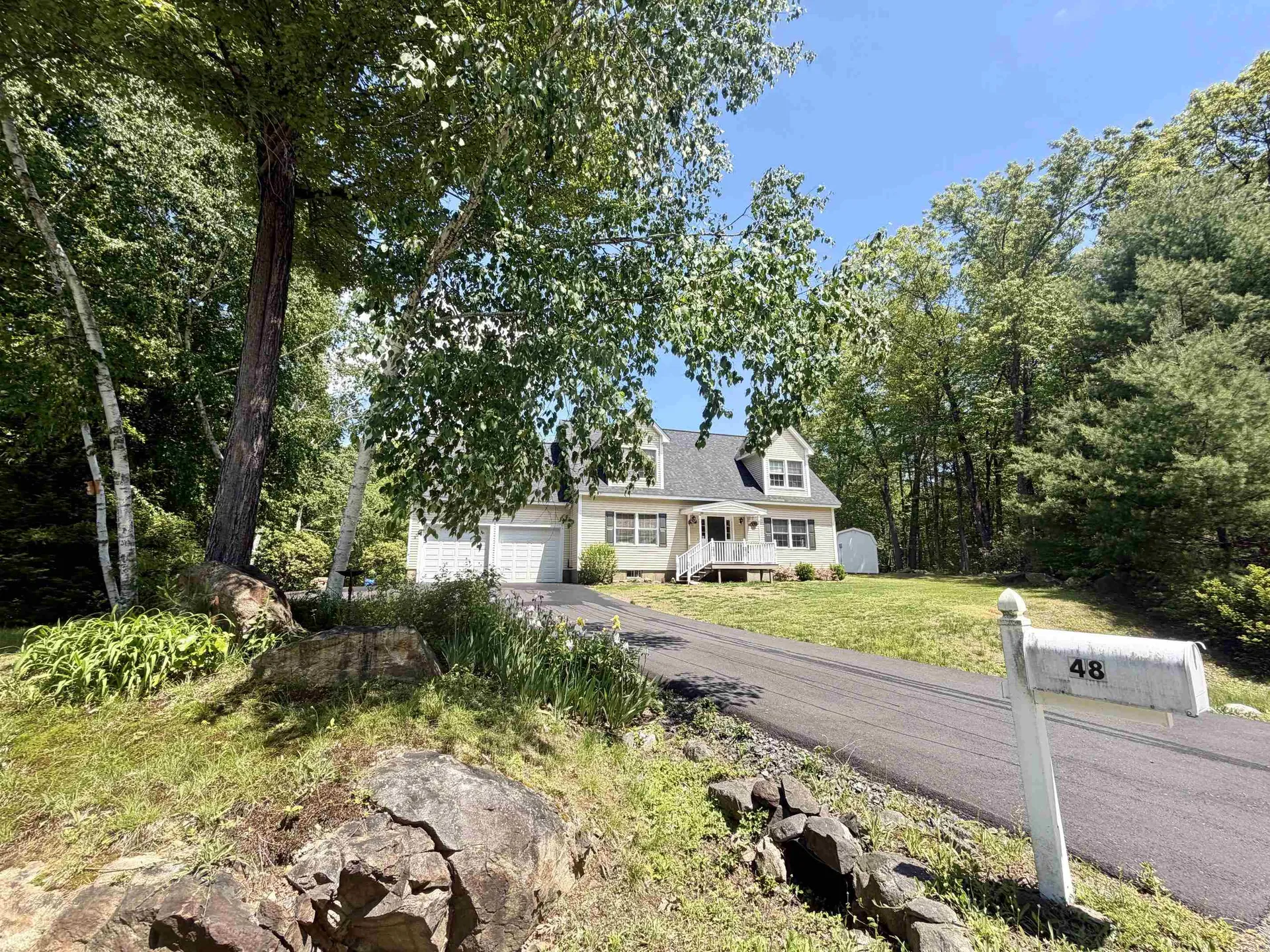 48 Pine Ridge Vernon VT 05354