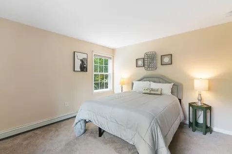 48 Pine Ridge Vernon VT 05354