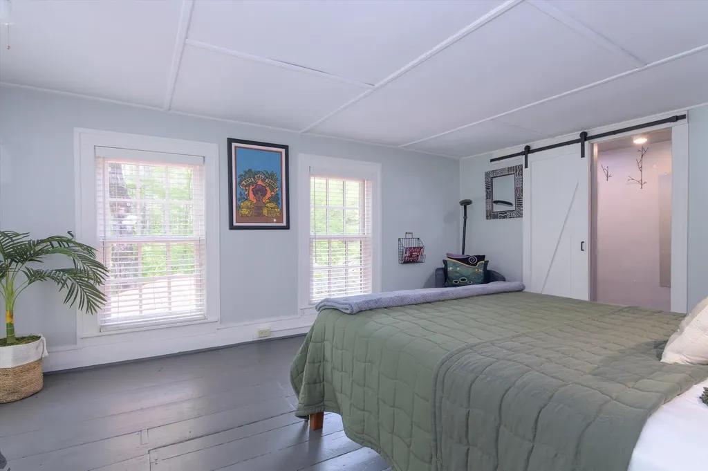 142 Dover Road Newfane VT 05345
