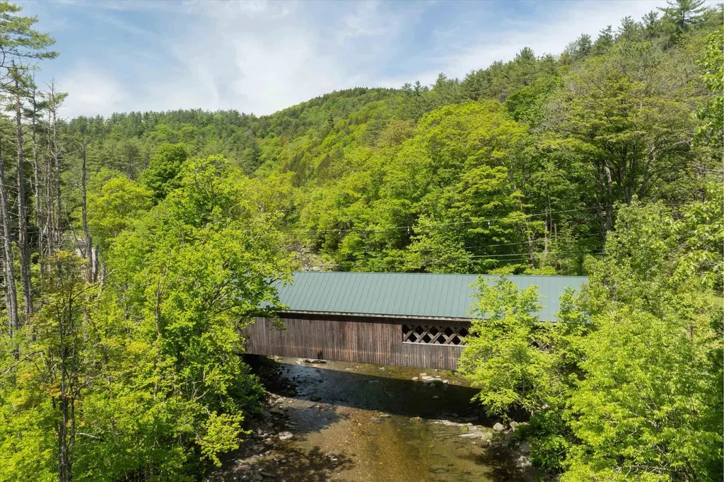 142 Dover Road Newfane VT 05345