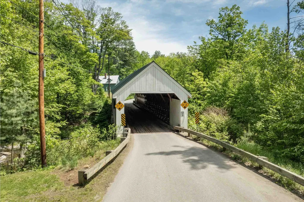 142 Dover Road Newfane VT 05345