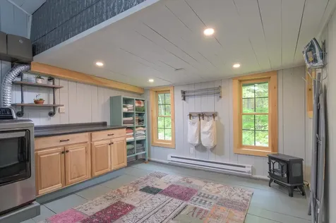 142 Dover Road Newfane VT 05345