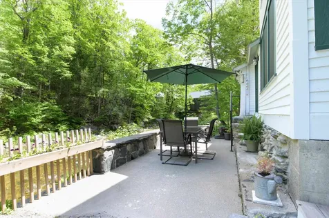 142 Dover Road Newfane VT 05345