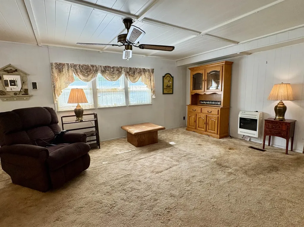 29 Brown Avenue Seabrook NH 03874