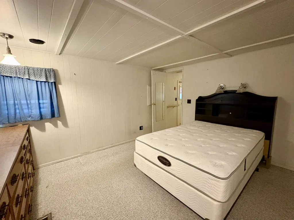 29 Brown Avenue Seabrook NH 03874