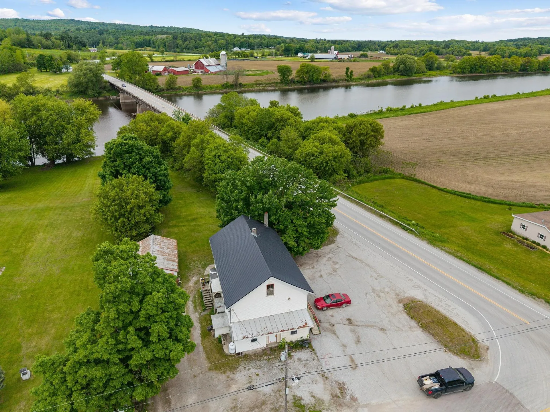 4232 Vermont 105 Route Sheldon VT 05483
