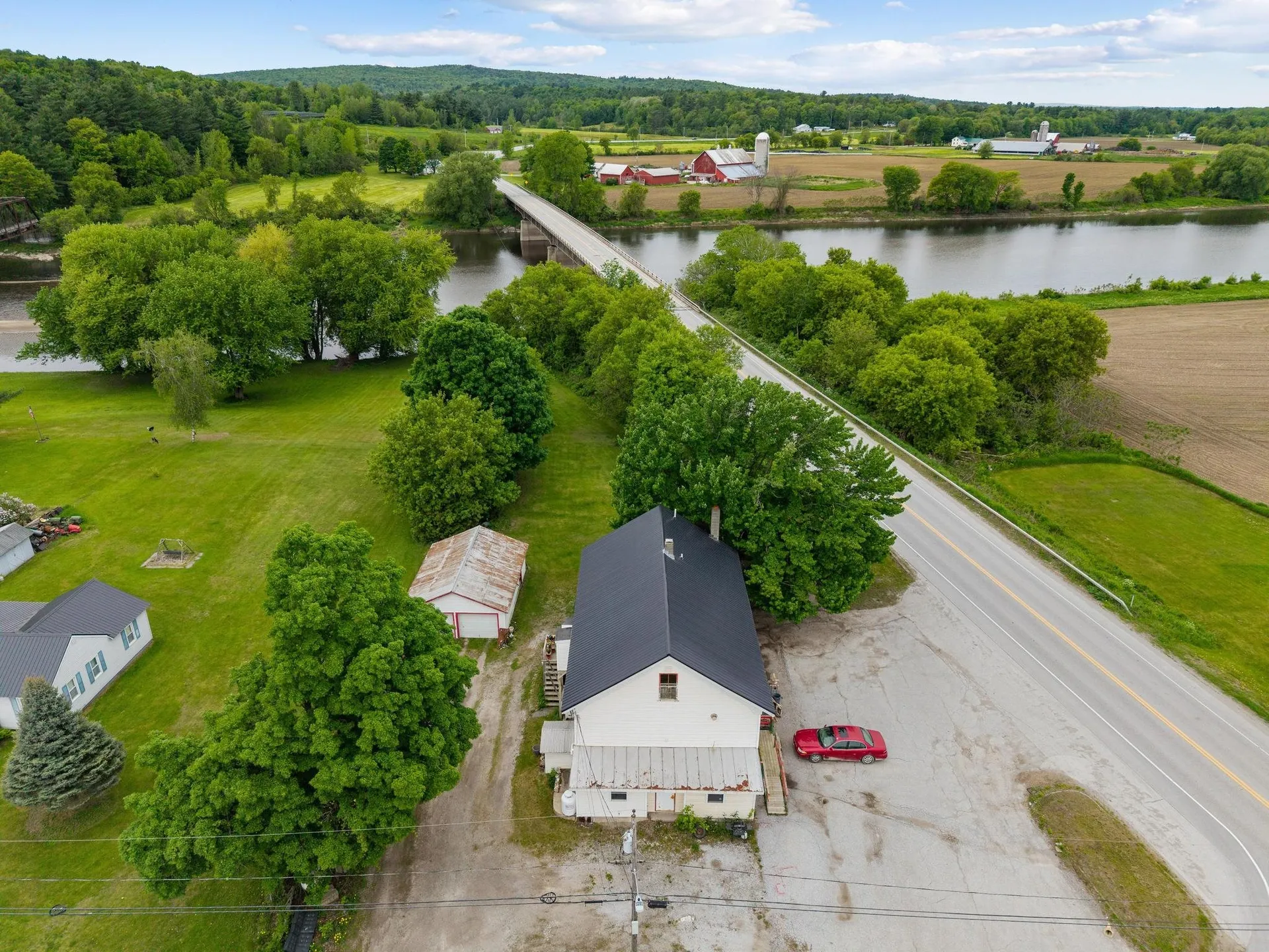 4232 Vermont 105 Route Sheldon VT 05483
