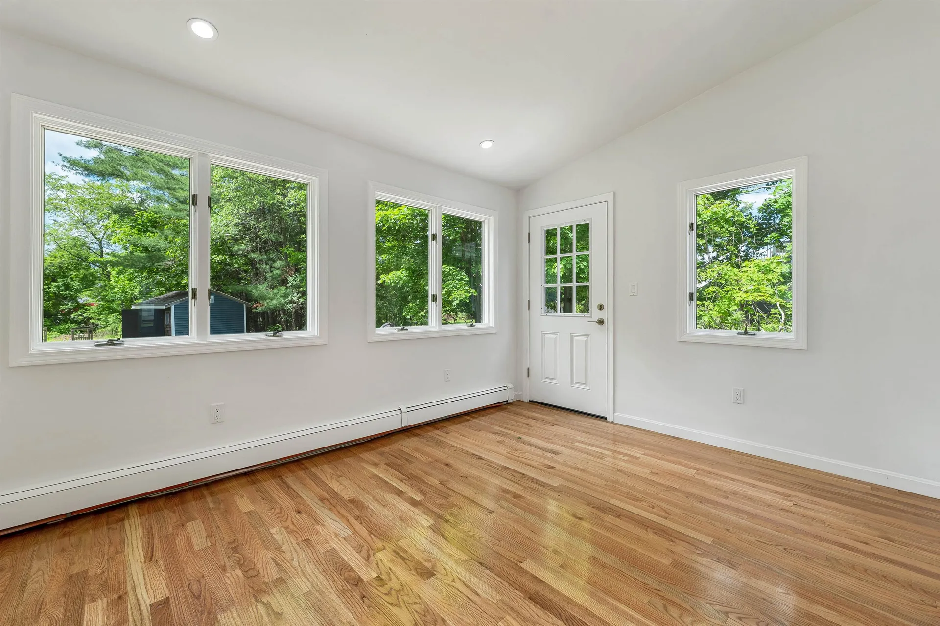 21 Lois Street Rochester NH 03867