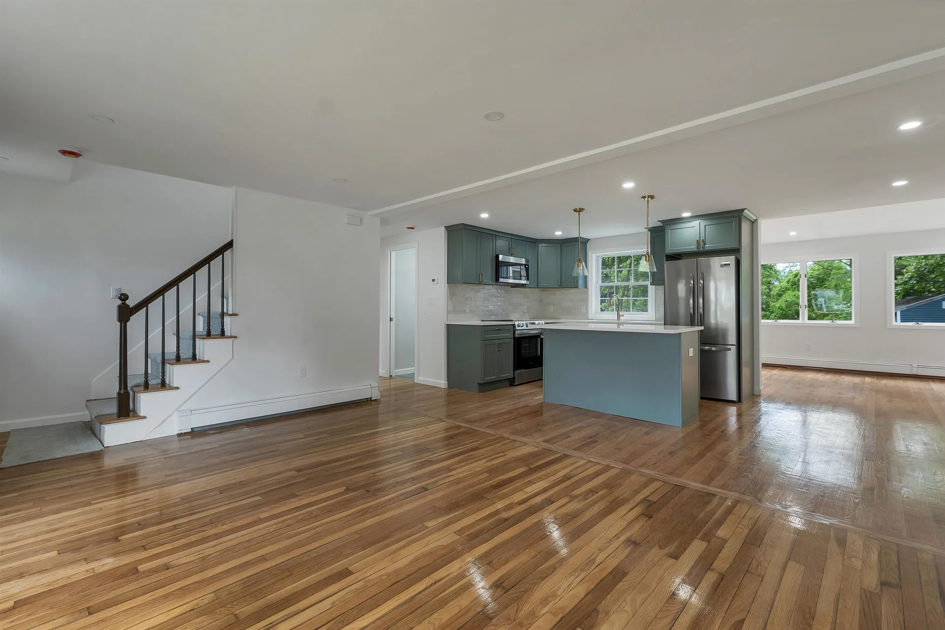 21 Lois Street Rochester NH 03867