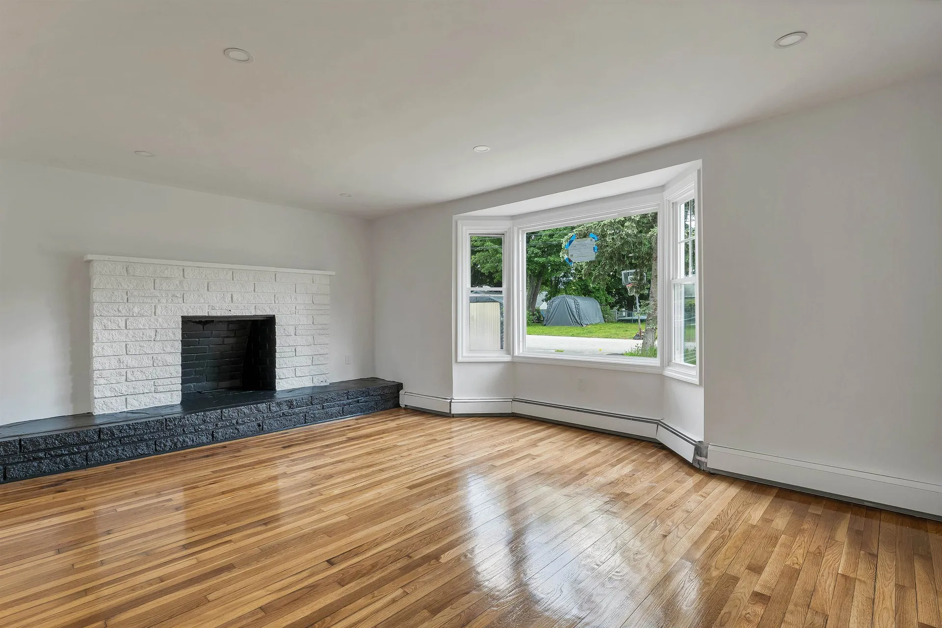 21 Lois Street Rochester NH 03867