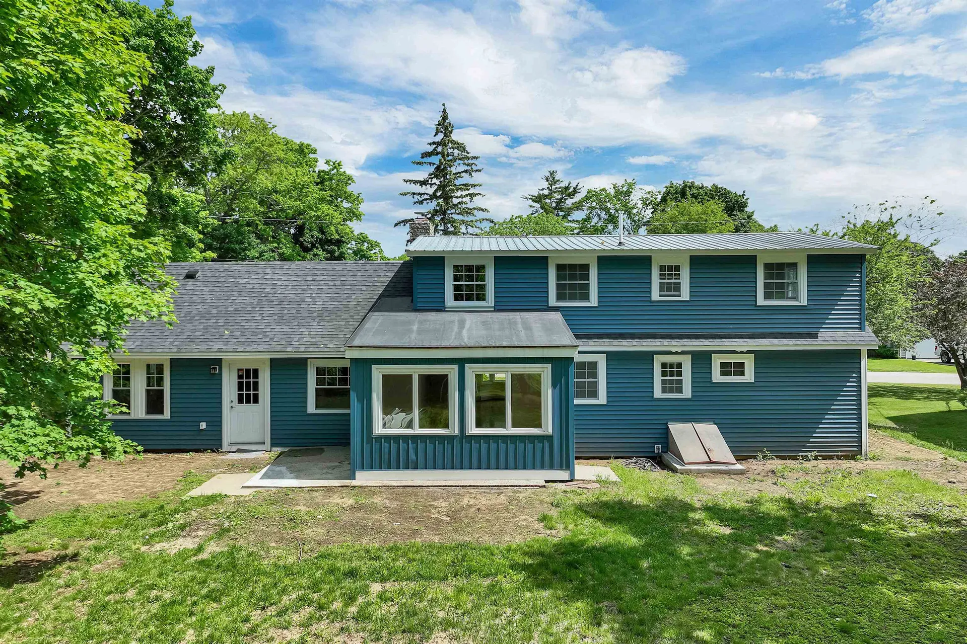 21 Lois Street Rochester NH 03867