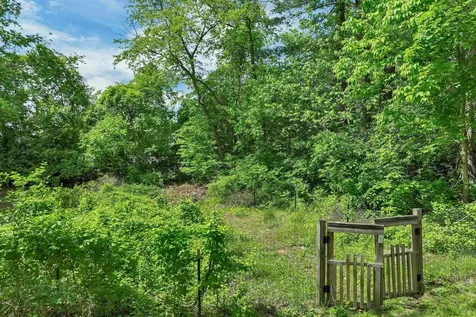 21 Lois Street Rochester NH 03867