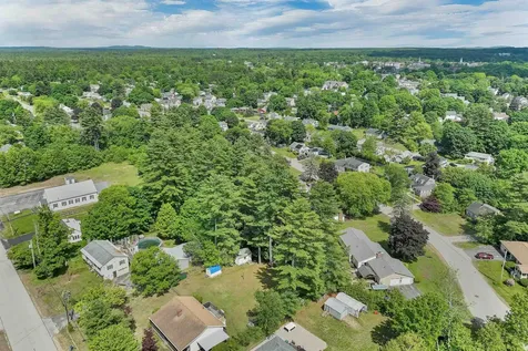 21 Lois Street Rochester NH 03867