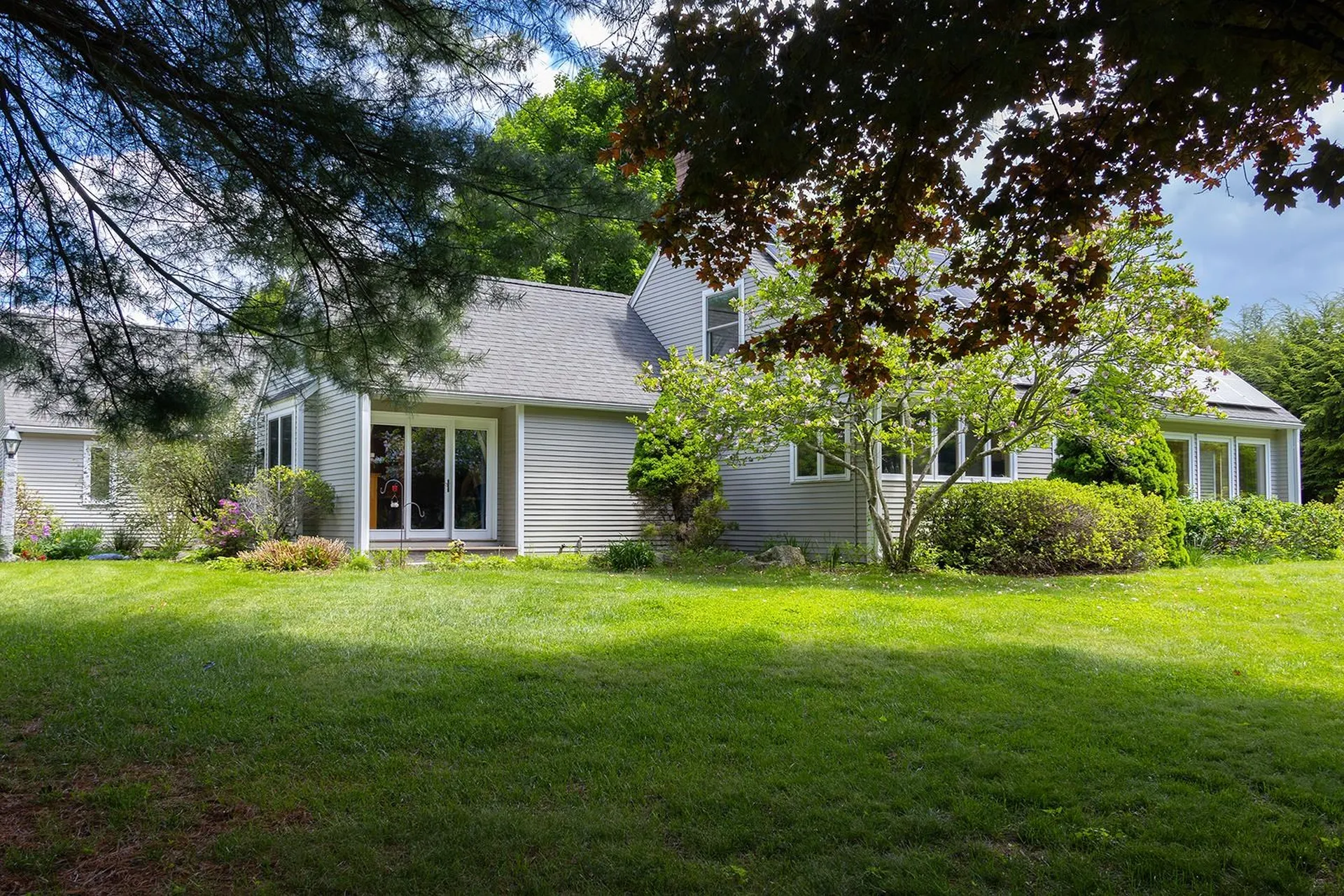 860 Briar Hill Road Hopkinton NH 03229