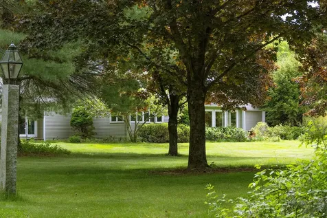 860 Briar Hill Road Hopkinton NH 03229