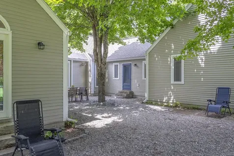 860 Briar Hill Road Hopkinton NH 03229