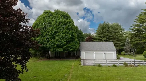 860 Briar Hill Road Hopkinton NH 03229