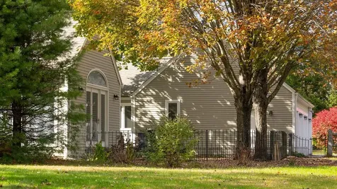 860 Briar Hill Road Hopkinton NH 03229