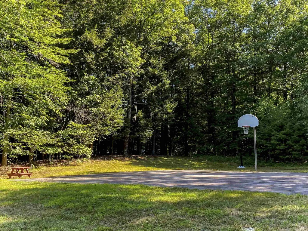 19 Saco Street Conway NH 03813