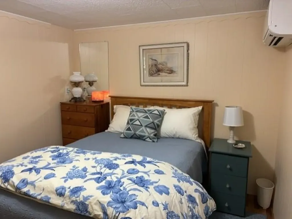 7-9 Mill Hill Road Madbury NH 03823