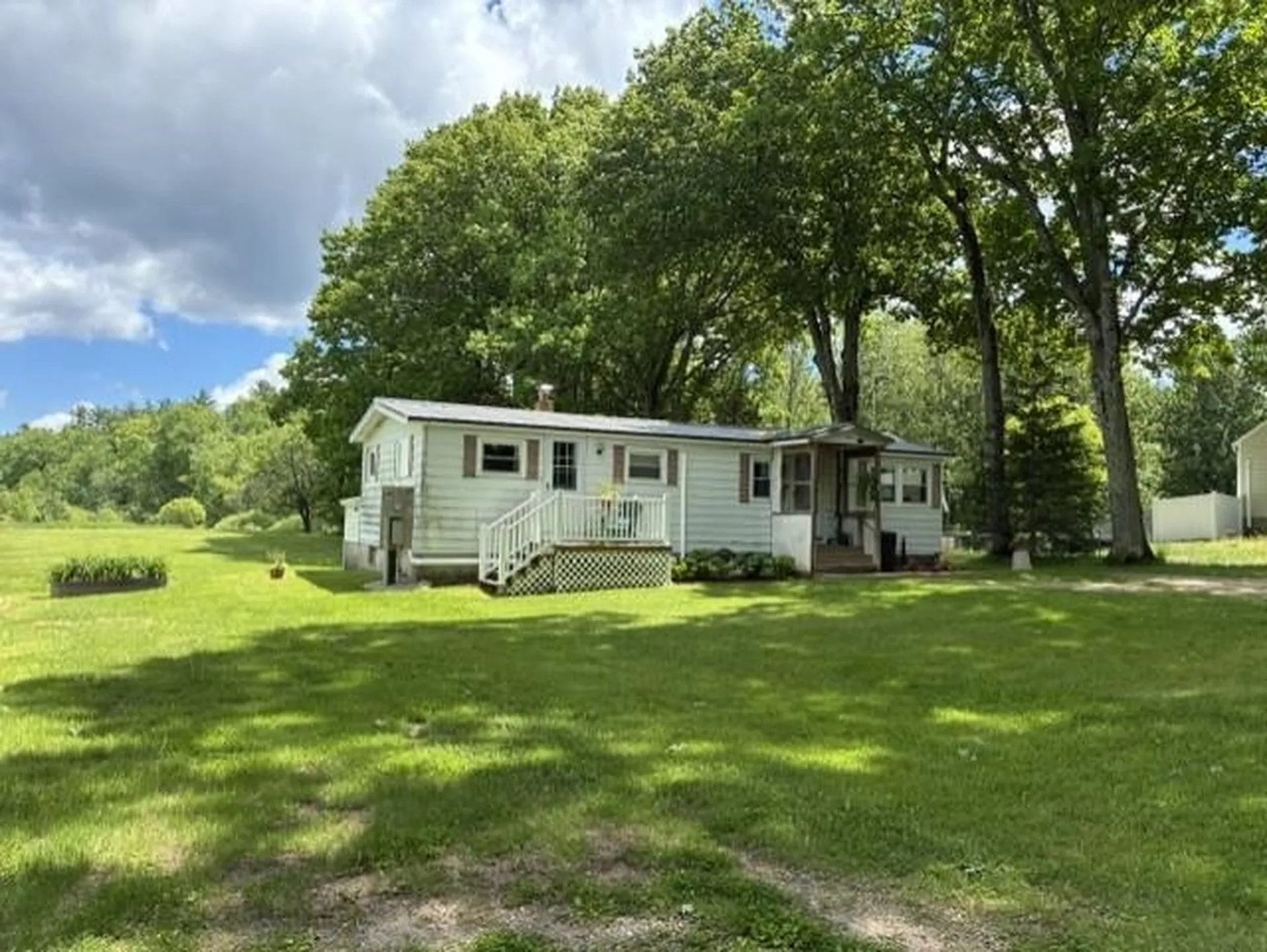 7-9 Mill Hill Road Madbury NH 03823