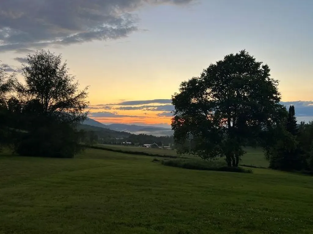 12 Harry's Way Colebrook NH 03576
