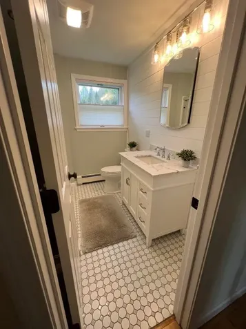 12 Harry's Way Colebrook NH 03576