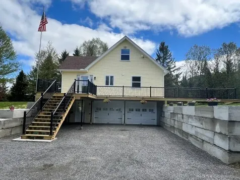12 Harry's Way Colebrook NH 03576