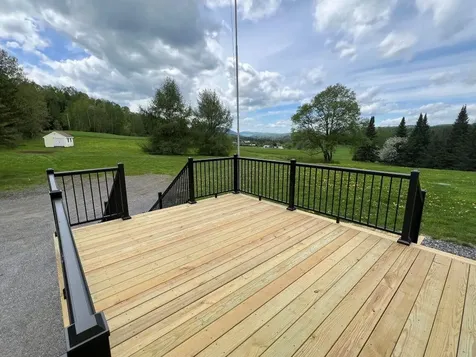 12 Harry's Way Colebrook NH 03576
